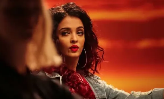 ഐശ്വര്യയുടെ ചിരിയും ഡാൻസും നിറഞ്ഞ ഹൽക്ക ഹൽക്ക