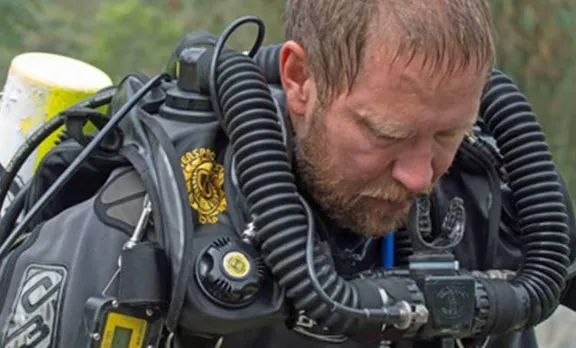 ഇരുള്‍ഗുഹയില്‍ നന്മയുടെ വെളിച്ചം തെളിച്ച ഡോക്‌ടറെ കാത്തിരുന്നതൊരു ദുരന്തവാര്‍ത്ത!