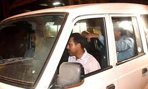ആയുധവും ബോംബുകളുമടക്കം മൂന്ന് ഹിന്ദു സംഘടനാ പ്രവര്‍ത്തകര്‍ തീവ്രവാദ വിരുദ്ധ സേനയുടെ കസ്റ്റഡിയില്‍