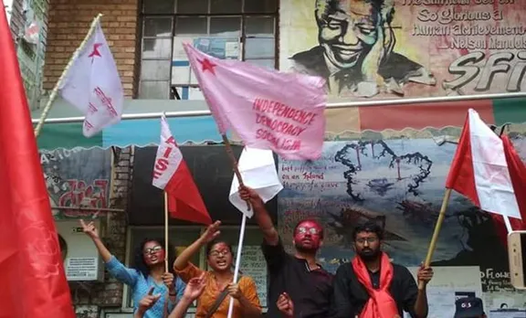 'ചെങ്കൊടി പാറിച്ച് ജെഎന്‍യു'; മുഴുവന്‍ സീറ്റിലും ഇടത് സഖ്യത്തിന് വന്‍ വിജയം