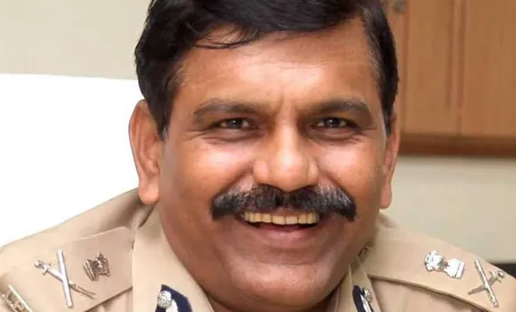 'നിങ്ങള്‍ക്കെതിരെ പരാതിപ്പെട്ടത് കൊണ്ട് എന്നെ സ്ഥലം മാറ്റി'; നാഗേശ്വര റാവുവിനെതിരെ സിബിഐ എസ്.പി