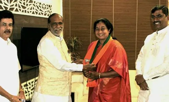 കോൺഗ്രസ് വിട്ട് ബിജെപിയിൽ ചേർന്നു; 10 മണിക്കൂറിനകം പാർട്ടിയിൽ തിരികെയെത്തി