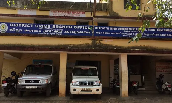 സ്വർണക്കടത്ത് അന്വേഷിക്കുന്ന ഉദ്യോഗസ്ഥർക്കെതിരെയുള്ള അന്വേഷണം തടയണമെന്ന് ഇ. ഡി