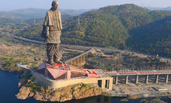 ആധുനിക ഇന്ത്യയുടെ സ്രഷ്ടാവും സംയോജകനുമായ മഹാനുളള ശ്രദ്ധാഞ്ജലി