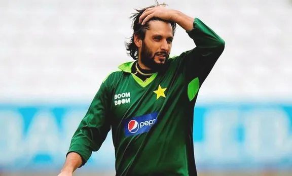 shahid afridi, ഷാഹിദ് അഫ്രീദി,shahid afridi age, ഷാഹിദ് അഫ്രീദി പ്രായം,afridi age,അഫ്രീദി വയസ്, shahid afridi cricket, shahid afridi book, afridi book, cricket news, indian express