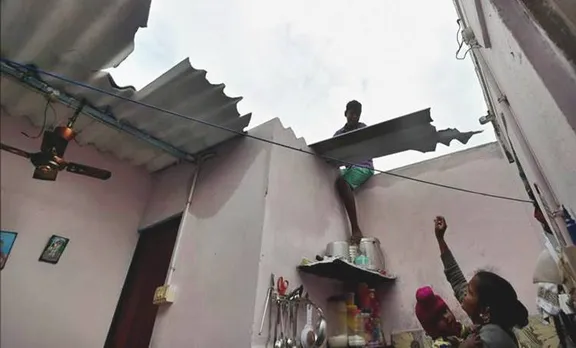 ഗജ ചുഴലിക്കാറ്റ് ദുരിതം വിതച്ച തമിഴ് മണ്ണിനെ സഹായിക്കാൻ മലയാളിയില്ല!
