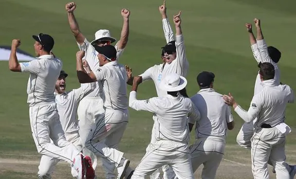 കൈയ്യില്‍ 10 വിക്കറ്റും ഒരു ദിവസവും, വേണ്ടത് 137 റണ്‍സ്; എന്നിട്ടും പാകിസ്ഥാന്‍ നാല് റണ്‍സിന് തോറ്റു