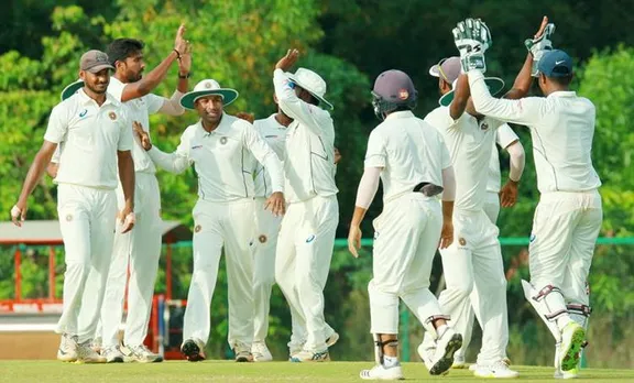 രഞ്ജി ട്രോഫി: കേരളത്തിനെതിരെ മധ്യപ്രദേശ് കൂറ്റൻ ലീഡിലേക്ക്