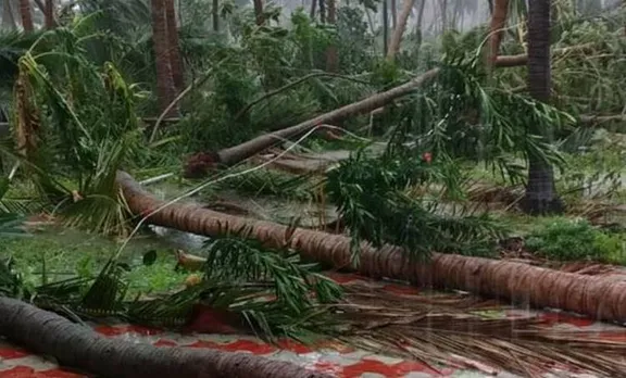 ഗജ കേരളത്തില്‍; ഇടുക്കിയില്‍ കനത്ത മഴ, രണ്ടിടത്ത് ഉരുള്‍പൊട്ടല്‍