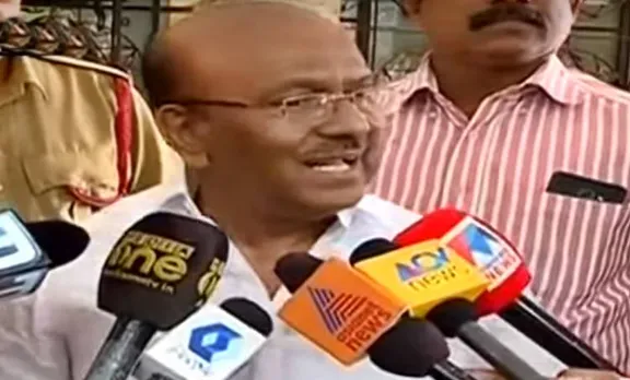 പതിനെട്ടാം പടി കയറിയത് ചടങ്ങിന്റെ ഭാഗമായി, ആചാരം ലംഘിച്ചിട്ടില്ലെന്ന് ശങ്കരദാസ്