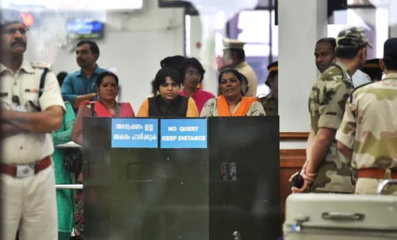 അയ്യനെ കാണാന്‍ അങ്കത്തിനൊരുങ്ങി: തൃപ്തി ദേശായിക്ക് സുരക്ഷ നല്‍കുന്നതില്‍ തീരുമാനം എടുത്തിട്ടില്ലെന്ന് ഡിജിപി
