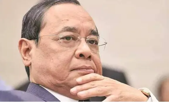 പീഡന പരാതിയില്‍ ചീഫ് ജസ്റ്റിസിന് ക്ലീന്‍ ചിറ്റ്; സുപ്രീം കോടതിക്ക് പുറത്ത് പ്രതിഷേധം