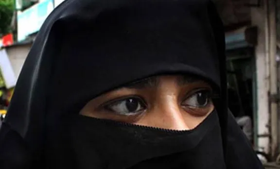 ഹിജാബ് ഊരി മാറ്റാൻ വിസ്സമ്മതിച്ചു; യുവതിക്ക് നെറ്റ് പരീക്ഷ എഴുതാനായില്ല