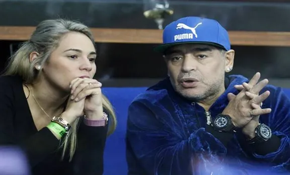 സമ്മാനമായി നല്‍കിയ വിട്ടില്‍ നിന്നും മറഡോണയെ കാമുകി പുറത്താക്കി