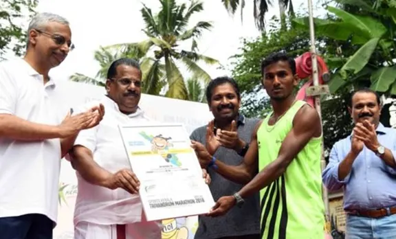 നവകേരള നിർമ്മാണത്തിന് മാരത്തോൺ ഓടി തലസ്ഥാനം