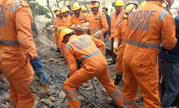 ഹരിയാനയില്‍ കെട്ടിടം തകര്‍ന്ന് വീണ് ആറ് പേര്‍ മരിച്ചു; രണ്ട് പേരെ കാണാതായി