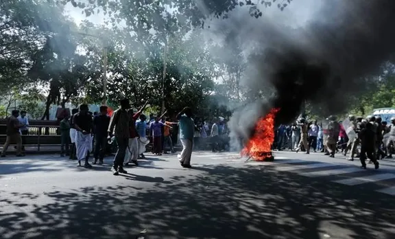 kerala harthal, കേരള ഹർത്താൽ, kerala hartal, total arrest, ആകെ അറസ്റ്റ്, ശബരിമല, arrest continues, bail, sabarimala, sabarimala updation, dgp, kerala police, arrest, അറസ്റ്റ്, iemalayalam, ഐ ഇ മലയാളം, today news, news india, latest news, breaking news,kerala news, kerala news malayalam, കേരള വാർത്തകൾ, kerala news today, kerala news headlines, kerala news live, latest malayalam news today,malayalam news, മലയാളം വാർത്തകൾ, malayalam news live, മലയാളം വാർത്തകൾ ലൈവ്, malayalam flash news, ഇന്നത്തെ വാർത്ത, malayalam news online, വാർത്ത ചാനൽ, malayalam flash news, malayalam news online, malayalam news kerala, malayalam news live stream, malayalam news papers,