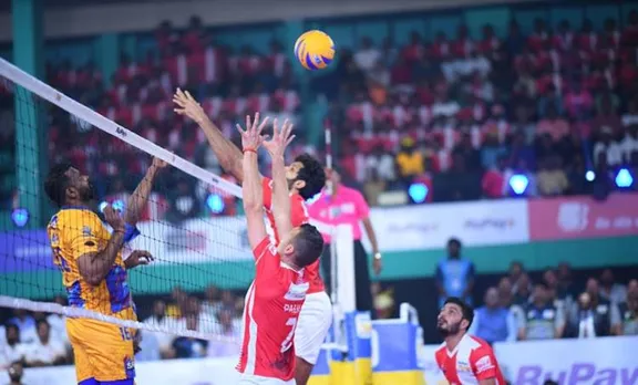 പ്രോ വോളിബോൾ ലീഗ്: ജയത്തോടെ തുടങ്ങി കാലിക്കറ്റ് ഹീറോസും