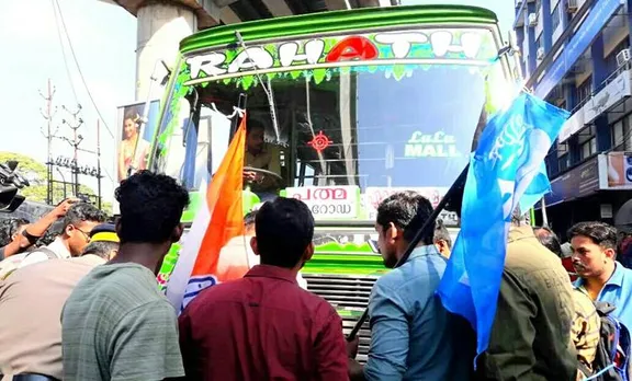 മിന്നല്‍ ഹർത്താല്‍: വഴി തടയലും കട അടപ്പിക്കലും വ്യാപകം, വലഞ്ഞ് ജനം