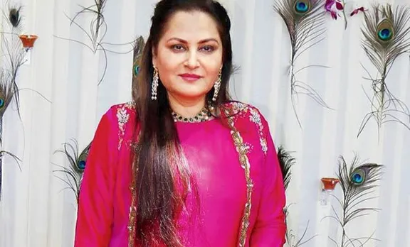 മോര്‍ഫ് ചെയ്ത ചിത്രങ്ങള്‍ പ്രചരിച്ചപ്പോള്‍ ആത്മഹത്യയെ കുറിച്ച് ചിന്തിച്ചു: ജയപ്രദ