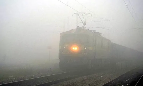 Train, Fog