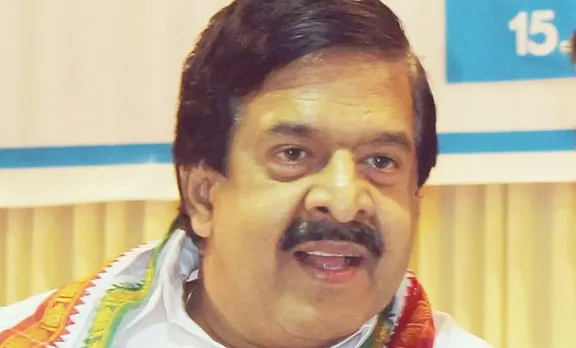 Ramesh Chennithala, Congress, Tom Vadakkan