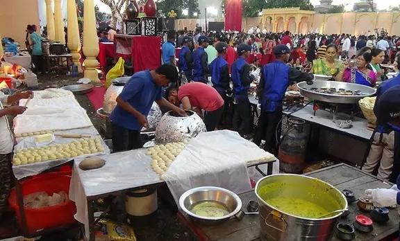വിളിക്കാത്ത കല്യാണങ്ങളില്‍ പങ്കെടുത്ത് എഞ്ചിനീയറിങ് വിദ്യാര്‍ത്ഥികള്‍; മുന്നറിയിപ്പുമായി എന്‍.ഐ.ടി