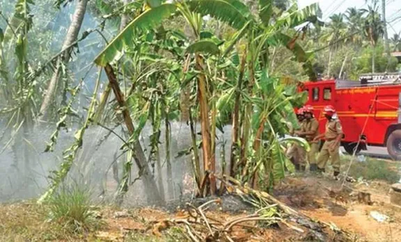 ശോഭാ സുരേന്ദ്രനെ സ്വീകരിക്കാന്‍ പടക്കത്തിന് തീക്കൊളുത്തി; വാഴത്തോട്ടം കത്തി നശിച്ചു