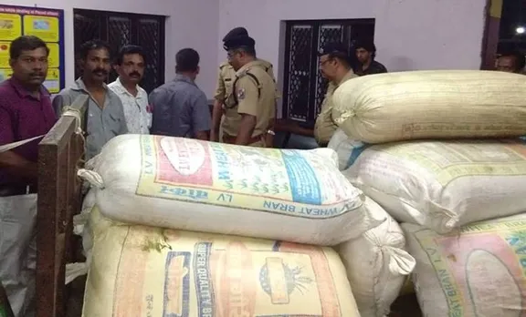 തൃശ്ശൂരിൽ വൻ കഞ്ചാവ് വേട്ട, 320 കിലോഗ്രാം കഞ്ചാവ് പിടികൂടി