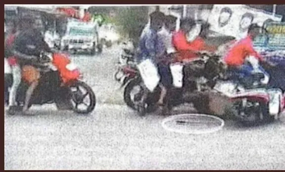 വടിവാള്‍ വന്ന വഴി; സിപിഎം പ്രതിരോധത്തില്‍