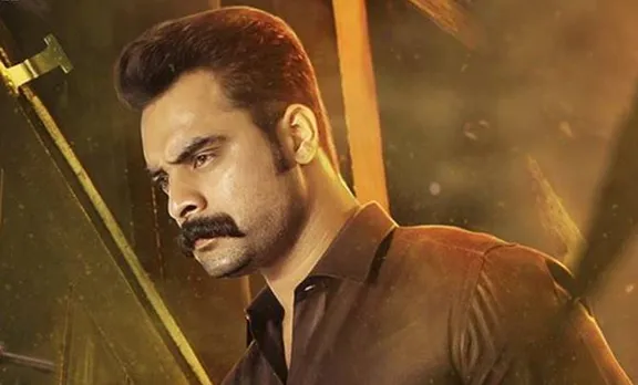 Tovino Thomas, Tovino thomas latest movies, Virus, And The Oscar Goes To, Uyare, Luca, Kalki, Kilometers and Kilometers, Joe, Minnal Murali, Aaravam, Forensic, ടൊവിനോ തോമസ്, ടൊവിനോ തോമസ് പുതിയ ചിത്രങ്ങൾ, ഉയരെ, കൽക്കി, കിലോമീറ്റേഴ്സ് ആൻഡ് കിലോമീറ്റേഴ്സ്, പതിനെട്ടാം പടി, വൈറസ്, ലൂക്ക, ജോ, മിന്നൽ മുരളി, ആരവം, ഫോറൻസിക്
