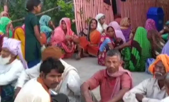 amethi, amethi village head shot, amethi surender singh, surender singh shot dead, rahul gandhi amethi, smriti irani amethi, priyanka gandhi vadra, iemalayalam
