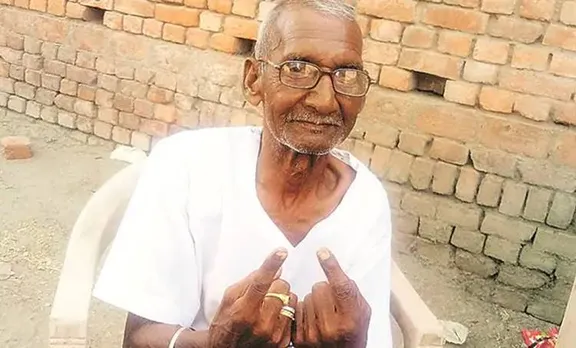 Lok Sabha elections, Lok Sabha elections 2019, voting, wo time voting, dalits, dalits voting, Elections 2019, narendra Modi, Rahul Gandhi, BJP, Congress, Priyanka Gandhi, Amit Shah, Left, Mamata Banerjee, Adityanath, opposition, grand alliance, India News, Indian express, Decision 2019, Lok Sabha