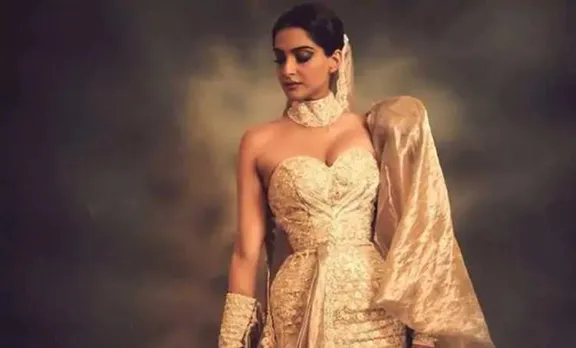 sonam kapoor, sonam kapoor cannes 2019, സോനം കപൂർ, സോനം കപൂർ കാൻ, സോനം കപൂർ ഫോട്ടോ, cannes 2019, cannes 2019 sonam kapoor, sonam kapoor designer cannes 2019, sonam kapoor cannes photos, sonam kapoor instagram, rhea kapoor instagram, sonam kapoor looks cannes 2019, cannes 2019 photos
