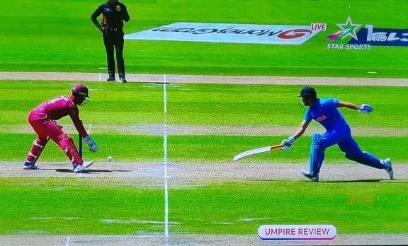 MS Dhoni,എംഎസ് ധോണി, MS Dhomi Stumping,എംഎസ് ധോണി സ്റ്റംപിങ്, Dhoni Shai Hopeധോണി ഷായി ഹോപ്പ്, Dhoni vs West Indies, ie malayalam, ഐഇ മലയാളം