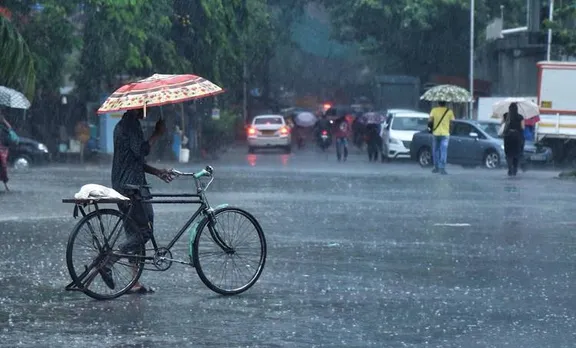 Kerala weather, കാലാവസ്ഥ, Kerala weather report, weather today, rain today, September 6,, കേരളത്തിലെ കാലാവസ്ഥ, august 12, weather thiruvananthapuram, കാലാവസ്ഥ തിരുവനന്തപുരം, weather kochi, കാലാവസ്ഥ കൊച്ചി, weather palakkad, കാലാവസ്ഥ പാലക്കാട്, weather kozhikode, കാലാവസ്ഥ കോഴിക്കോട്, weather thrissur, കാലാവസ്ഥ തൃശൂർ, ie malayalam, ഐഇ മലയാളം, tomorrow weather