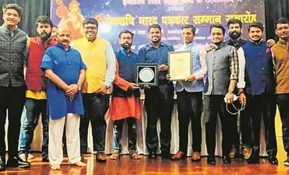 Sangh Parivar, Online vigilante, cyber vigilente, ഓണ്‍ലൈന്‍ പോരാളികള്‍, anti-national, ദേശവിരുദ്ധർ, media award, journalism, മാധ്യമ പുരസ്‌കാരം, iemalayalam, ഐഇ മലയാളം
