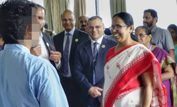 Nipah Virus, നിപ വൈറസ്, Health Minister, ആരോഗ്യമന്ത്രി, KK Shailaja, കെകെ ശൈലജ, shailaja teacher, ശൈലജ ടീച്ചർ, patient, രോഗി, hospital, ആശുപത്രി, discharge ഡിസ്ചാര്‍ജ്, iemalayalam, ഐഇ മലയാളം