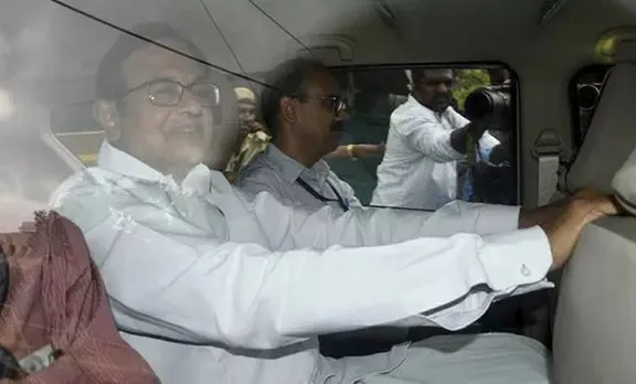 chidambaram bail, ചിദംബരത്തിന് ജാമ്യം, chidambaram gets bail, ചിദംബരത്തിന് ജാമ്യം ലഭിച്ചു, sc chidambaram, SC grants chidambaram bail, chidambaram bail plea hearing, iemalayalam, ഐഇ മലയാളം