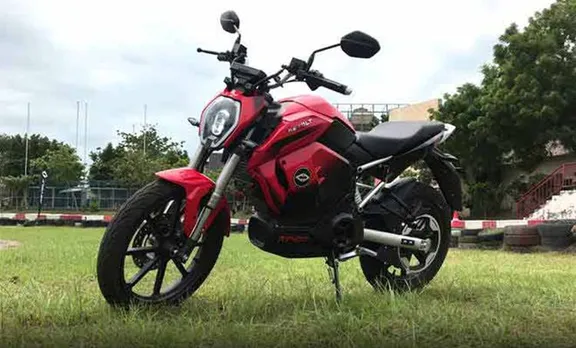 revolt rv 400, റിവോൾട്ട് ആർവി 400, revolt rv 400 India Launch, റിവോൾട്ട് ആർവി 400 വില, revolt rv 400 Revealed, revolt rv 400 price, revolt rv 400 specifications, revolt rv 400 feature, revolt rv 400 mileage, revolt rv 400 review, revolt rv 400 price in india, revolt rv 400 interior, revolt rv 400 mileage electric bikes India 2019,Revolt RV 400,Revolt electric bike price,Revolt RV 400 launch,Revolt Bike, ie malayalam, ഐഇ മലയാളം