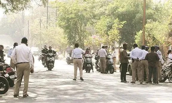 ലൈസന്‍സ് ഇല്ല, ഹെല്‍മറ്റ് ധരിച്ചിട്ടില്ല; യുവാവിന് പിഴ 23,000 രൂപ!
