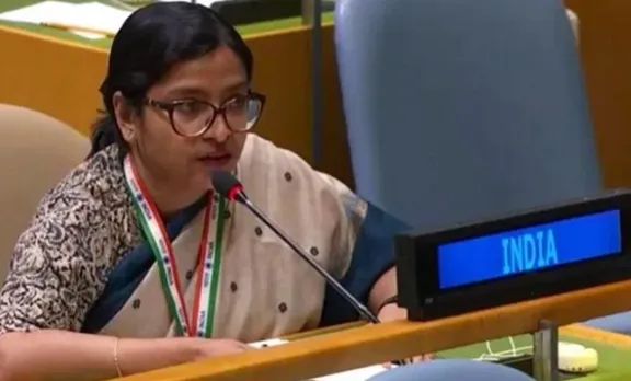 india responds to imran khan speech UNGA, ഇമ്രാൻ ഖാന്റെ പ്രസംഗത്തോട് ഇന്ത്യയുടെ പ്രതികരണം, Imran Khan, ഇമ്രാൻ ഖാൻ, Imran Khan UNGA speech, Imran Khan Pakistan PM, Pakistan PM Imran Khan UNGA, UNGA 2019, Narendra Modi, Modi, Modi UNGA, Pakistan News, UNGA News, Imran Khan UNGA News, iemalayalam, ഐഇ മലയാളം