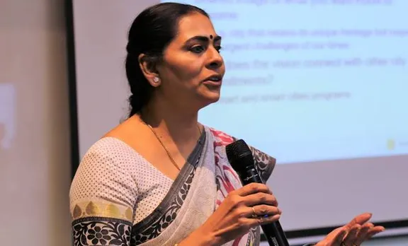 പാര്‍ട്ടി പറഞ്ഞാല്‍ രാജിവയ്ക്കുമെന്ന് സൗമിനി ജെയിന്‍; എറണാകുളത്ത് പൊട്ടിത്തെറി
