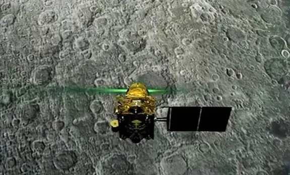 chandrayaan 2, ചന്ദ്രയാൻ 2, orbitor, ഓർബിറ്റർ, chandrayaan 2 landing, chandrayaan 2 moon landing, chandrayaan 2 landing live, chandrayaan 2 live streaming, chandrayaan 2 moon landing live telecast, chandrayaan 2 landing live, live chandrayaan 2, national geographic chandrayaan 2 live, national geographic chandrayaan 2 live,ചന്ദ്രയാൻ 2, വിക്രം ലാൻഡർ സിഗ്നൽ നഷ്ടപ്പെട്ടു, chandrayaan 2 hotstar, ചന്ദ്രയാൻ 2 ഇന്ത്യ hotstar chandryaan 2 live, chandrayaan 2 live news