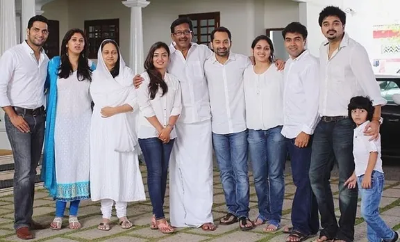 ഫഹദിനും നസ്രിയയ്ക്കും ഒപ്പം സകുടുംബം ഫാസിൽ; കുടുംബചിത്രം വൈറലാവുന്നു