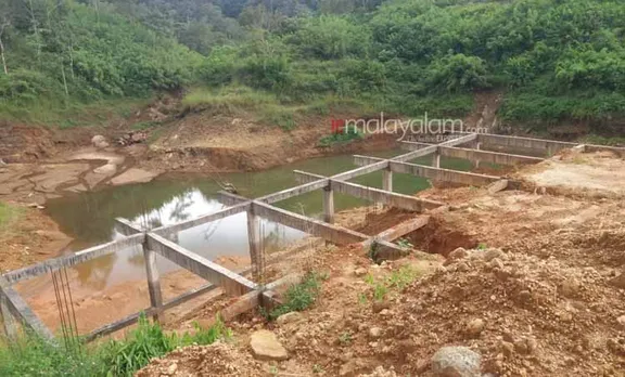 PV Anwar MLA, പി.വി.അന്‍വര്‍ എംഎല്‍എ, Check dam, തടയണ, Water theme park, വാട്ടര്‍ തീം പാര്‍ക്ക്, Collectors report, കലക്ടറുടെ റിപ്പോര്‍ട്ട്, Kerala High Court,  ഹൈക്കോടതി 