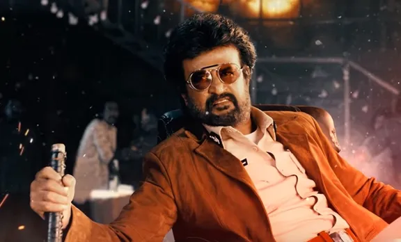 വില്ലന്മാരുടെ എല്ലൊടിക്കാന്‍ തലൈവര്‍; 'ദര്‍ബാര്‍' മോഷന്‍ പോസ്റ്റര്‍ പുറത്തിറക്കിയത് സൂപ്പര്‍ താരങ്ങള്‍