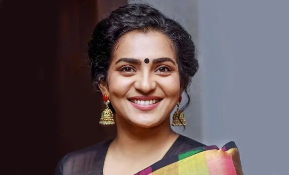 Parvathy, പാർവ്വതി, Parvathy Thiruvoth, പാർവ്വതി തിരുവോത്ത്, Chanthupottu, ചാന്തുപൊട്ട്, Lal Jose, ലാൽ ജോസ്, Parvathy, പാർവ്വതി, Malayalam Film Industry, മലയാള സിനിമാ മേഖല, iemalayalam, ഐഇ മലയാളം