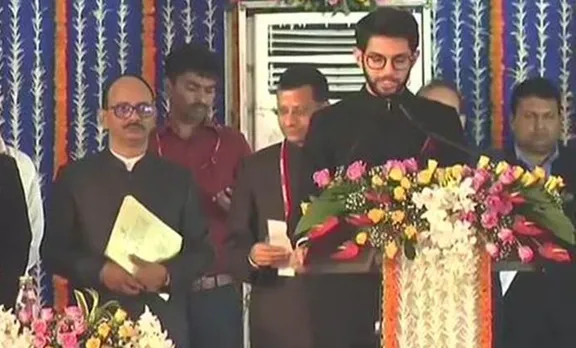 അജിത് പവാർ ഉപമുഖ്യമന്ത്രി; ആദിത്യ താക്കറെയും മന്ത്രിസഭയിൽ