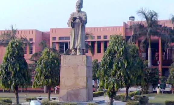 Jamia Millia, ie malayalam